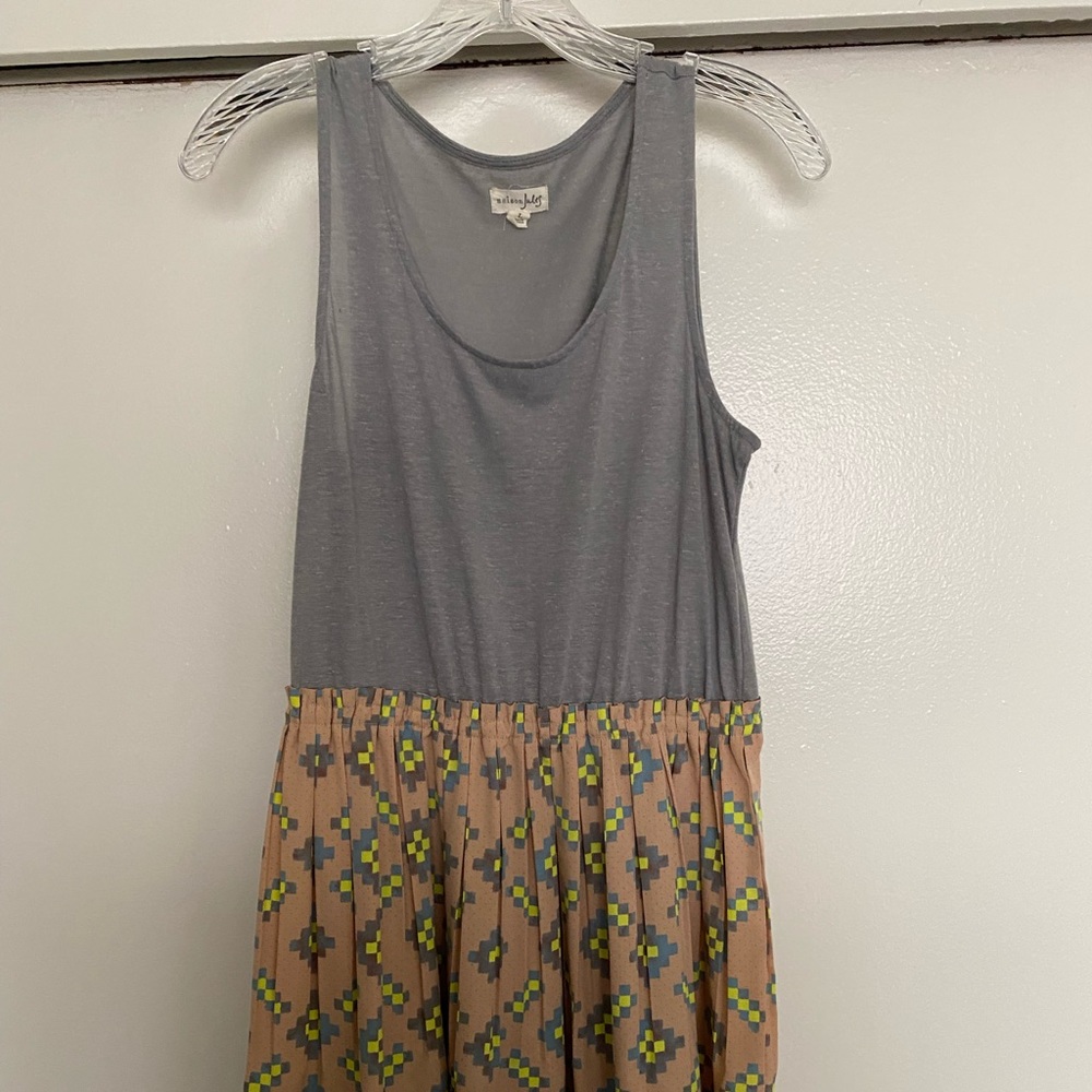 Sleeveless dress EUC
